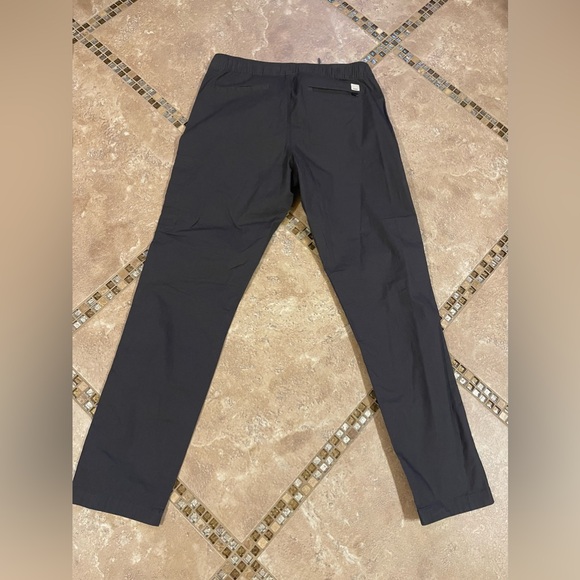 Vuori Ripstop Pant in Charcoal Women’s size M - Picture 2 of 6